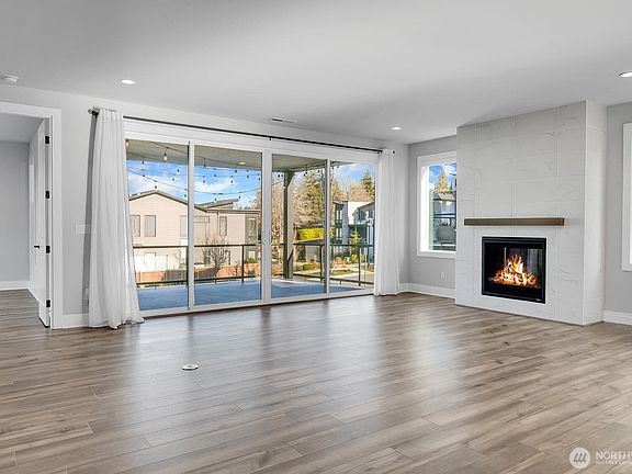 3rd image of 1113 N 39th Court