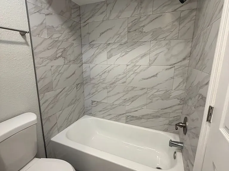 501 Saint Michaels Way — Photo 17