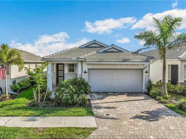 16736 Seasons Coast DR, BONITA SPRINGS, FL 34135