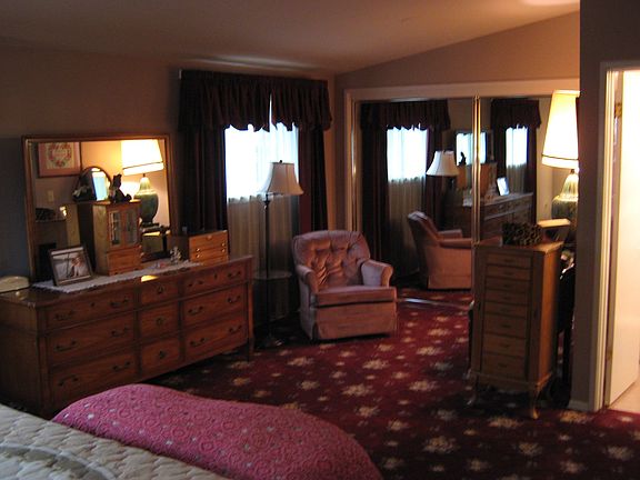 Oversize Master Bedroom