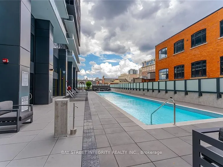 22 Hughson St N #3001 — Photo 11