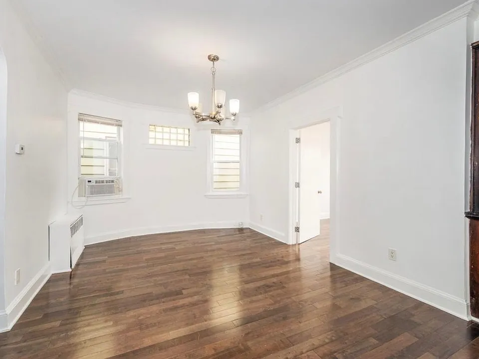 210 Wilkinson Ave #B