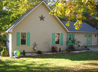 1333 Bluewater Dr, Moneta, VA 24121