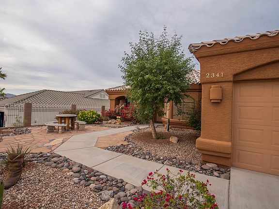 4th image of 2341 Dawn Dr