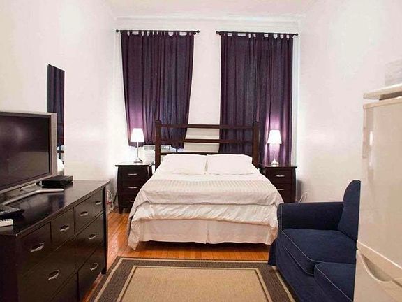 2nd image of 205 E 73rd St #3R