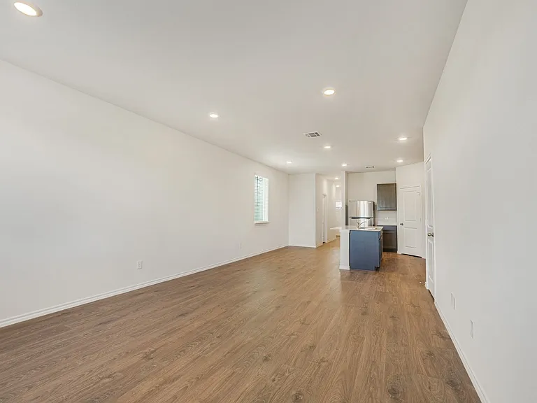 308 Cedar Ct — Photo 14