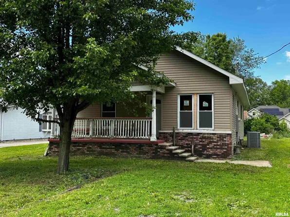 503 W Reed St, Benton, IL 62812