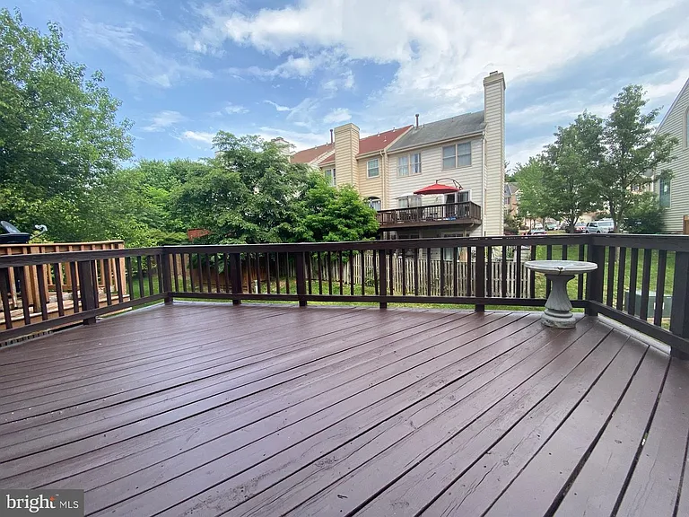 8013 Hilliard Dr — Photo 5