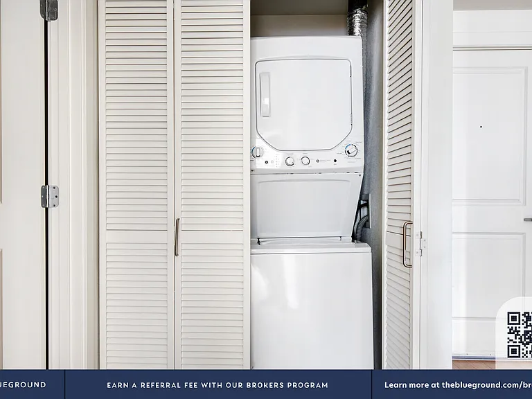 Washer/Dryer in Apartment