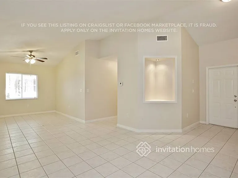 14704 SW 177th Ter — Photo 3