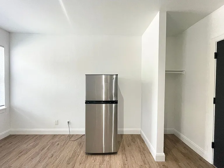 Mayn Suites — Photo 13
