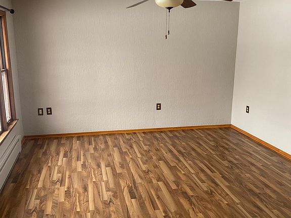 2nd image of 121 S Tazewell St #1