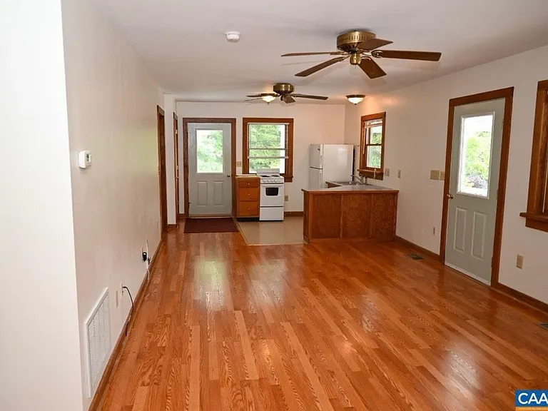 2752 Freshwater Cove Ln — Photo 5