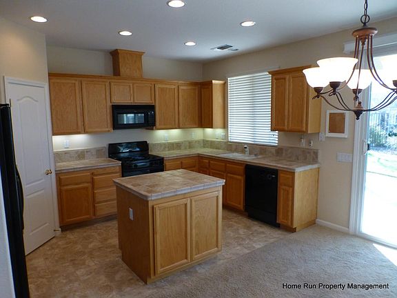 4th image of 7722 Briarberry Way