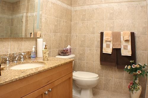 5th image of 1946 Bergen Ave #2B
