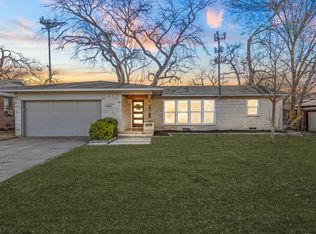 1606 Westwood Dr, Irving, TX 75060