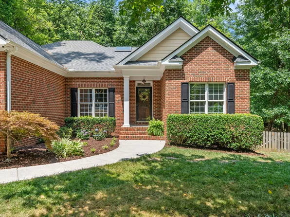 3604 Pewter Pl, Raleigh, NC 27612