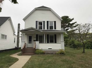 712 S 16th St, Escanaba, MI 49829