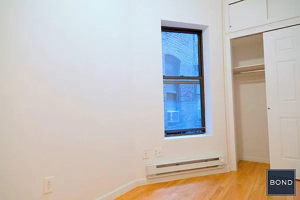 Rented by Bond New York | media 12