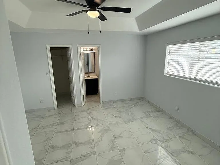 2811 Pompeii St — Photo 6