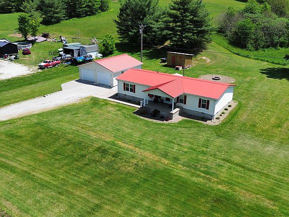 3rd image of 3149 Salt Lick Rd