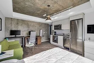 105 Champagne Ave S #1918 — Photo 12