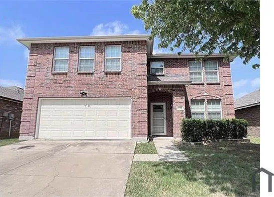 5 bed, 3435 sqft, $3,300 — Photo 2