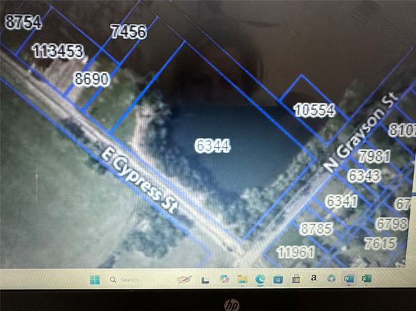 N Grayson St, Groesbeck, TX 76642