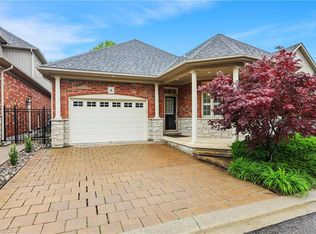 8 Muscat Dr #4, Grimsby, ON