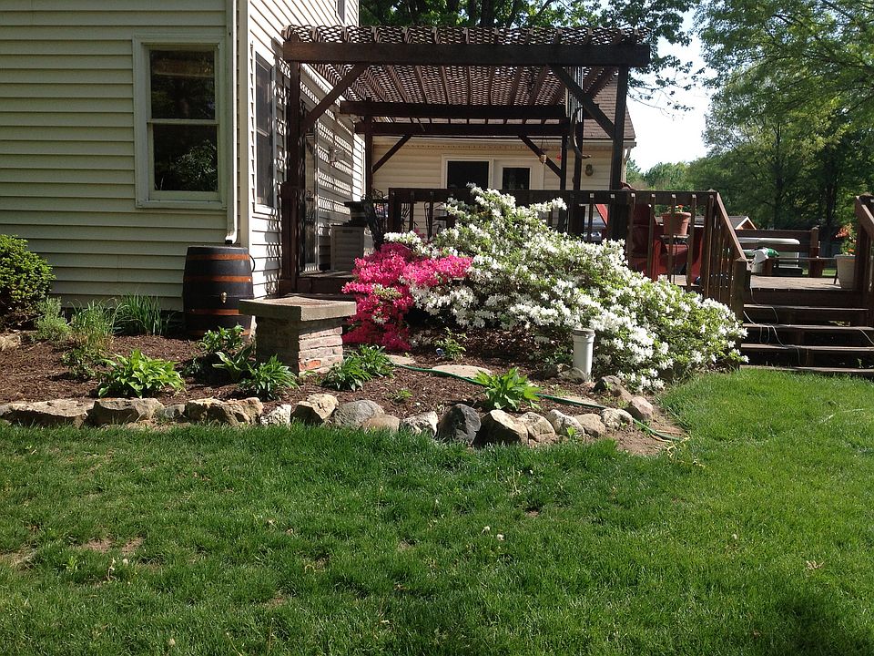 2nd image of 10693 Secor Rd