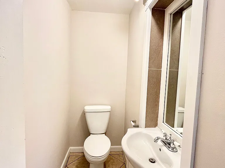 1 Folsom Ave #3 — Photo 7