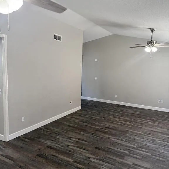 1020 W Minnesota Ave — Photo 10