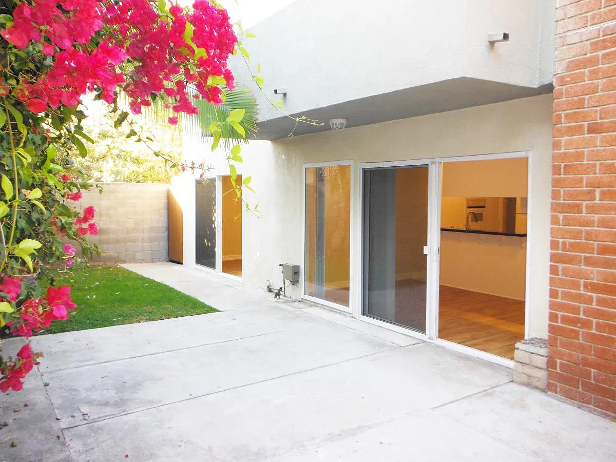3 bed, 1750 sqft, $4,895 — Photo 1