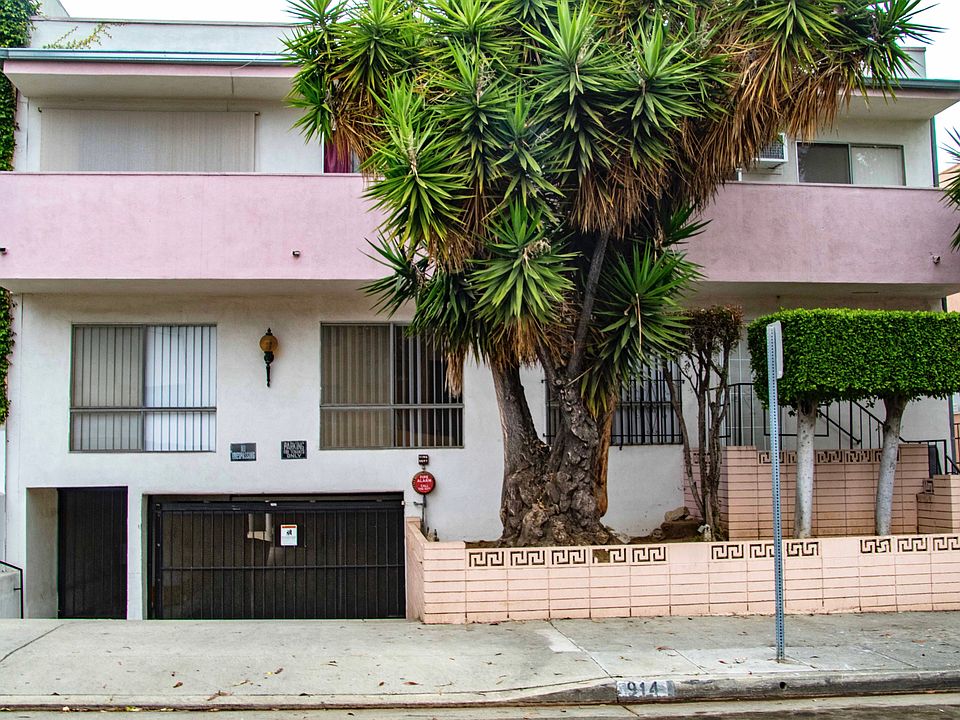 1st image of 914 N Ogden Dr APT 1
