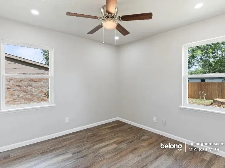 819 Wateka Way — Photo 19