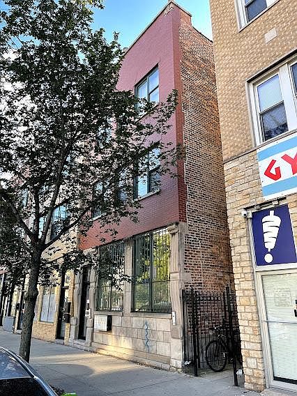 1st image of 1418 N Western Ave APT 2F