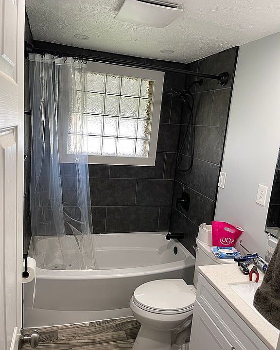 1st image of 6427 Ledgebrook Dr