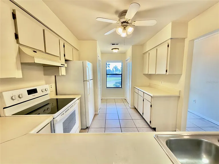 5323 11th Street Cir E — Photo 9