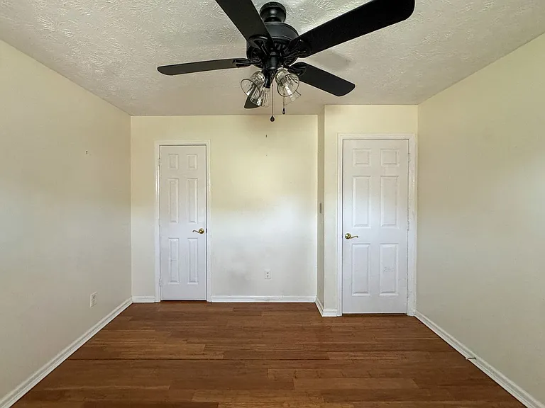 6875 Baystone Rd — Photo 20