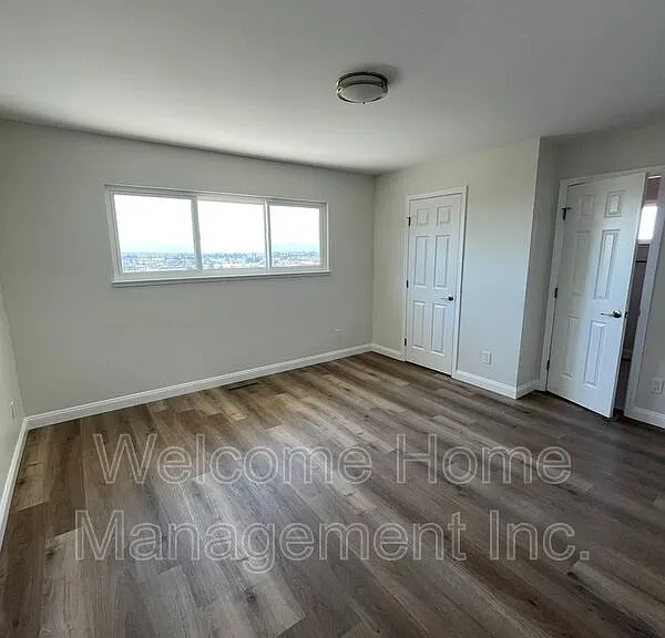 16233 San Remo Dr — Photo 22