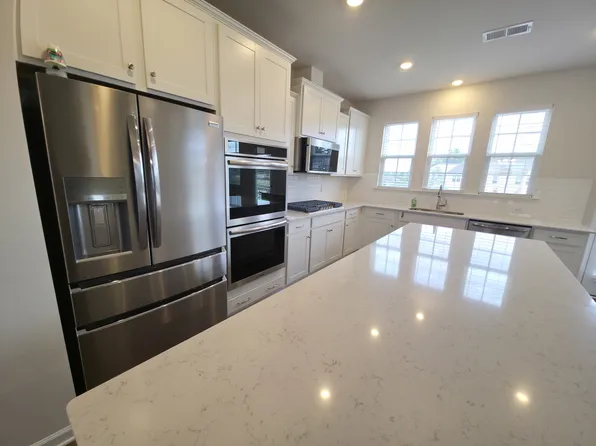 14032 Martin Hill Way, Charlotte, NC 28277