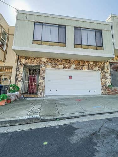 1st image of 323 Frankfort St