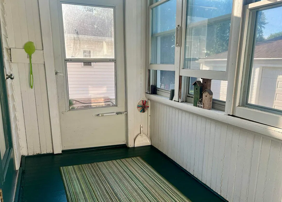 3 bed, 1312 sqft, $1,200 — Photo 4