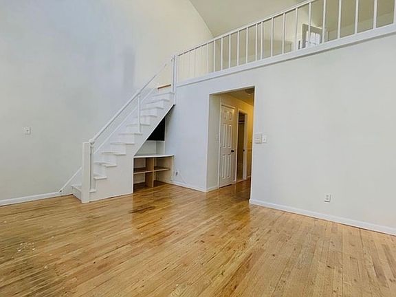 5th image of 326 W 55th St #3D