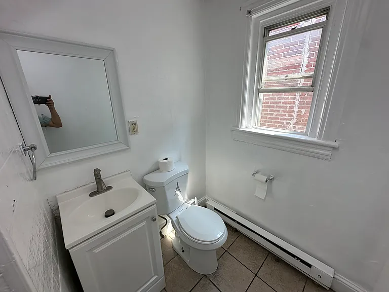 175 W Tilghman St #3 — Photo 6