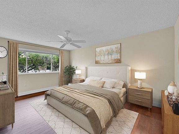 5th image of 7457 N Devon Drive #211