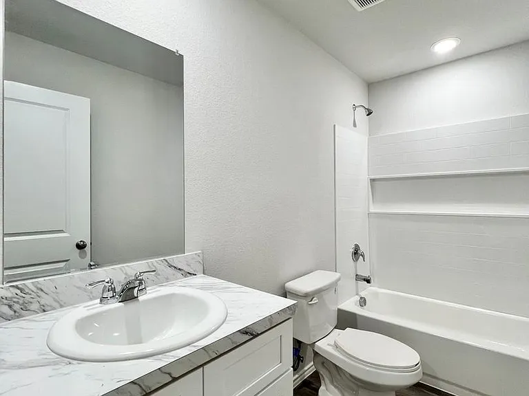 544 Quail Meadows Dr — Photo 6