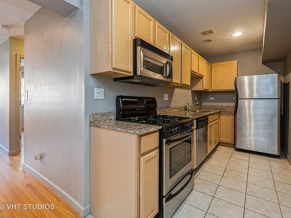 5th image of 5953 N Kenmore Ave APT 101