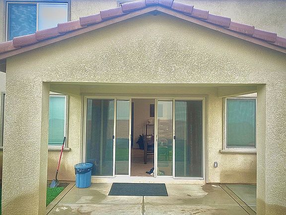 2nd image of 6075 Mariposa Dr