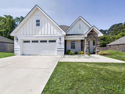 66 Quail Run Ave, Smiths Station, AL, 36877